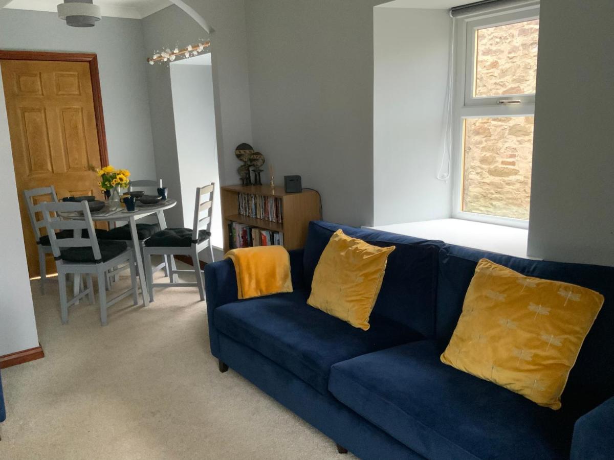 The Granary At Tinto Retreats, Biggar Is A Gorgeous 3 Bedroom Stone Cottage Wiston  Εξωτερικό φωτογραφία
